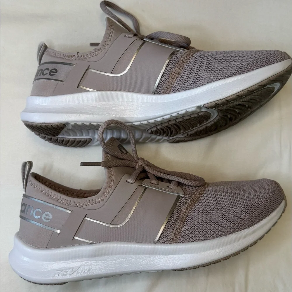 New Balance Women’s NB Nergize Sport Cross Trainer Shoe Logwood Size 8